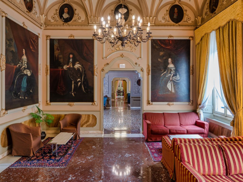 Phi Hotel Canalgrande